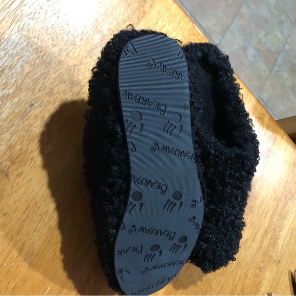 Bear paw slippers NEW WITHOUT TAGS - Picture 3 of 5